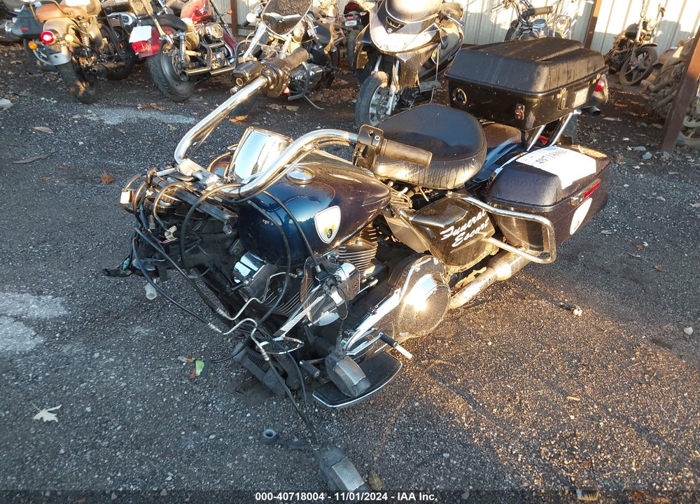 2016 HARLEY-DAVIDSON FLHP POLICE ROAD KING VIN: 1HD1FHM19GB646932