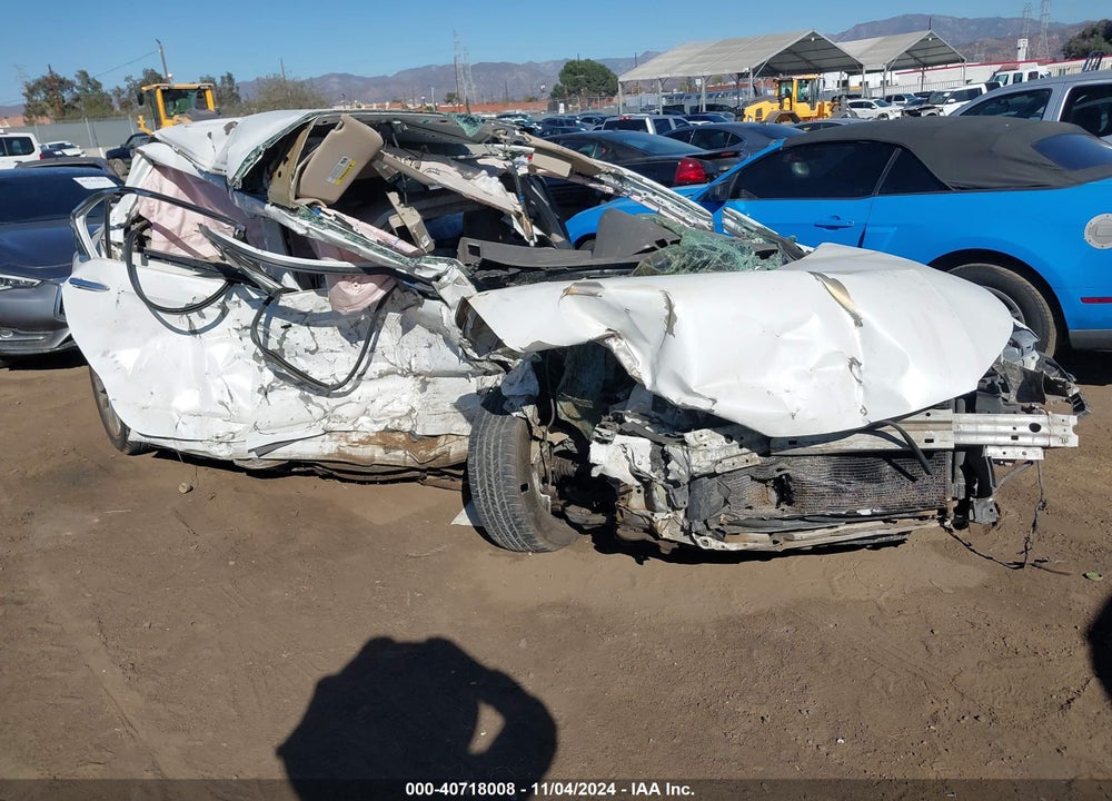 2014 HONDA ACCORD LX VIN: 1HGCR2F30EA112784