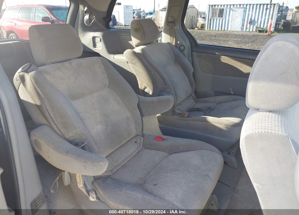 2006 TOYOTA SIENNA LE VIN: 5TDZA23C46S557392