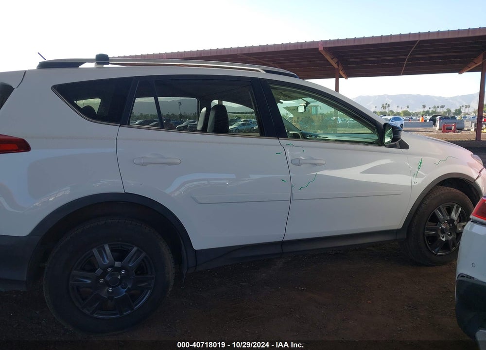 2014 TOYOTA RAV4 VIN: JTMZFREV5EJ016033