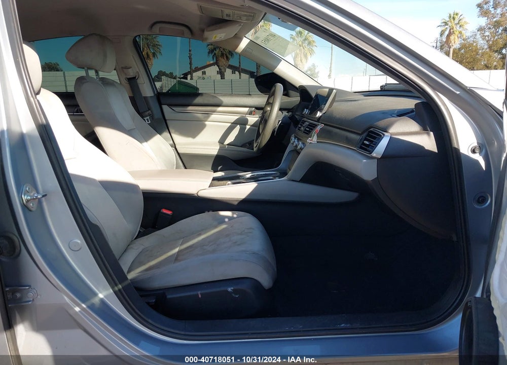 2018 HONDA ACCORD HYBRID VIN: 1HGCV3F15JA002470