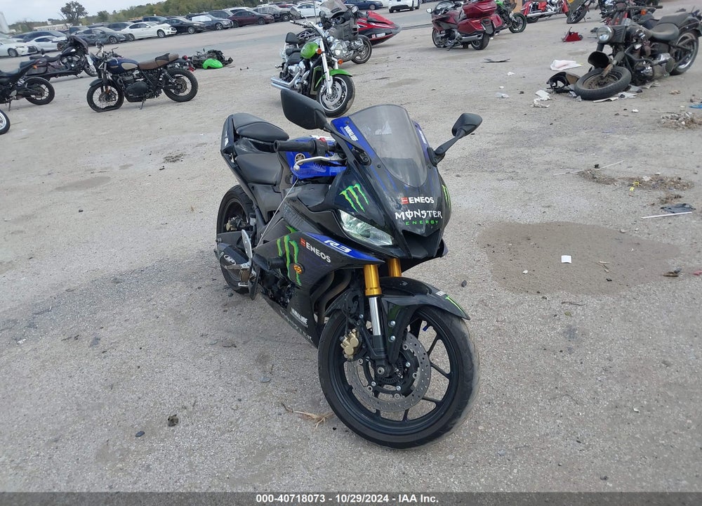 2021 YAMAHA YZFR3 A VIN: MH3RH18Y8MK006690