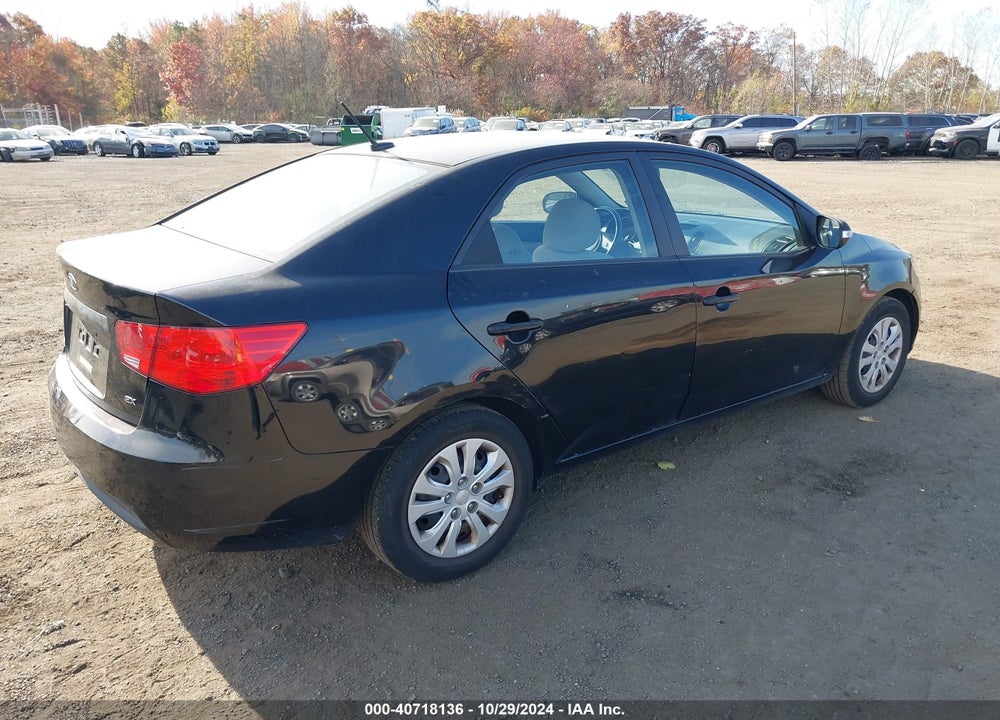 2010 KIA FORTE EX VIN: KNAFU4A26A5241830