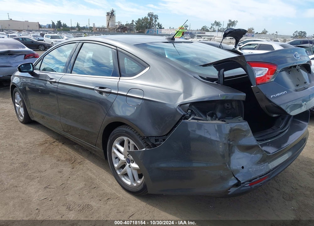 2015 FORD FUSION SE VIN: 3FA6P0H74FR235040