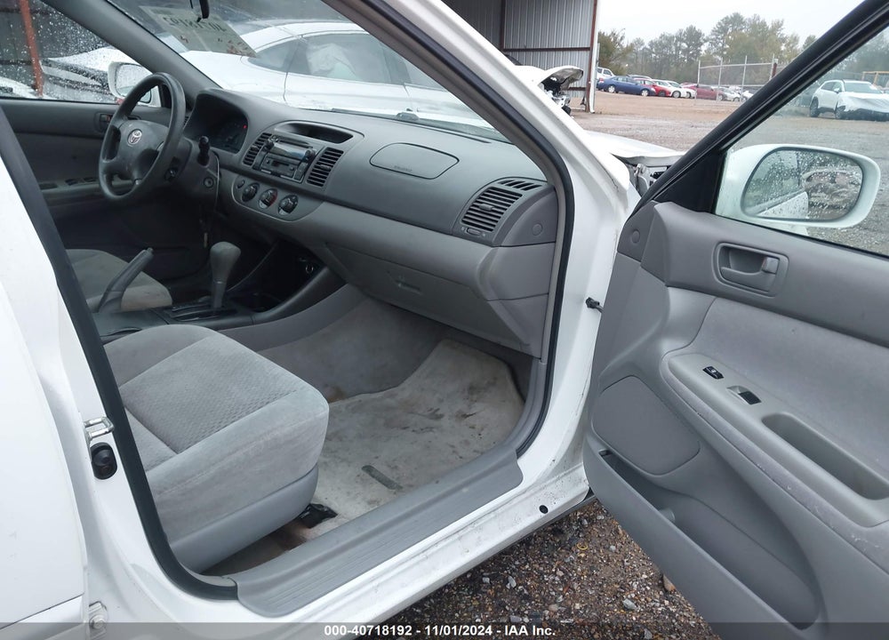 2004 TOYOTA CAMRY LE VIN: 4T1BE32K24U306976