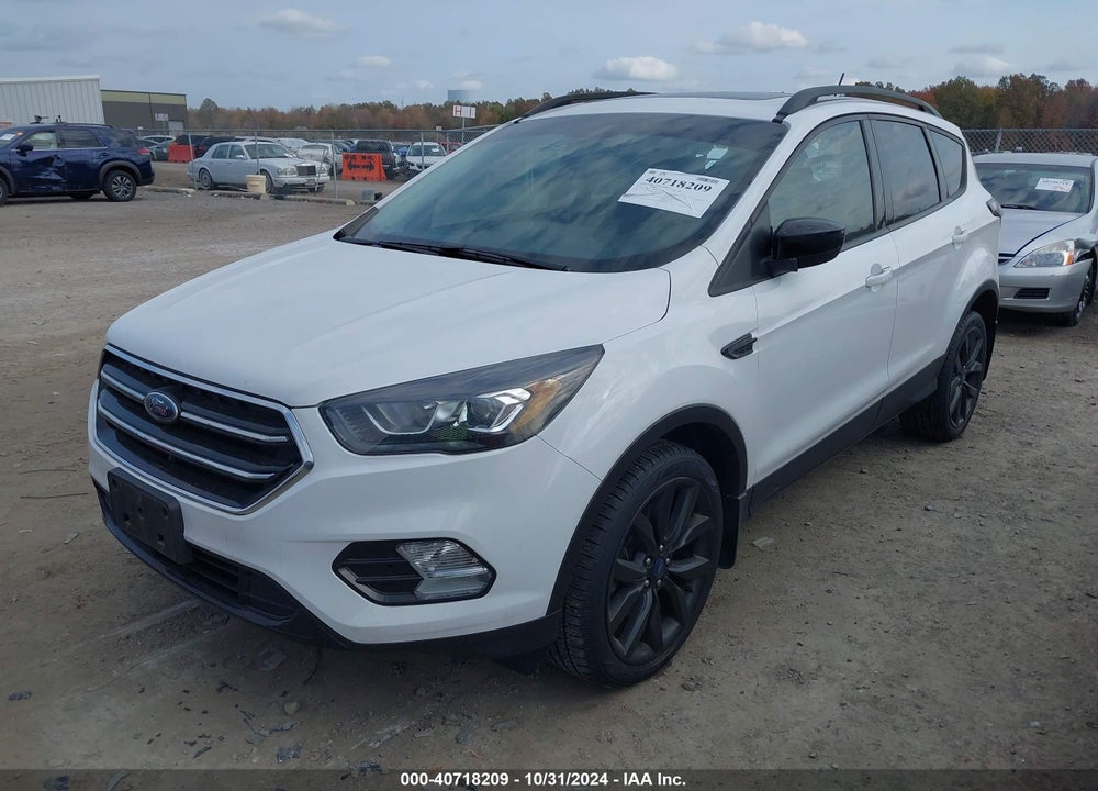 2018 FORD ESCAPE SE VIN: 1FMCU9GD3JUA50640