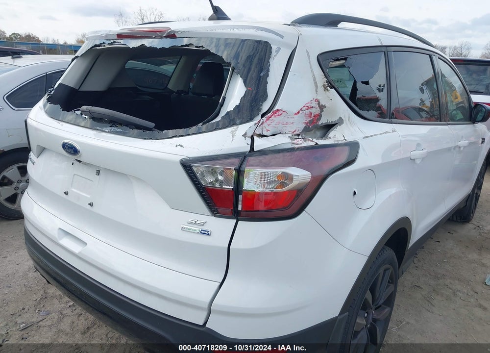2018 FORD ESCAPE SE VIN: 1FMCU9GD3JUA50640