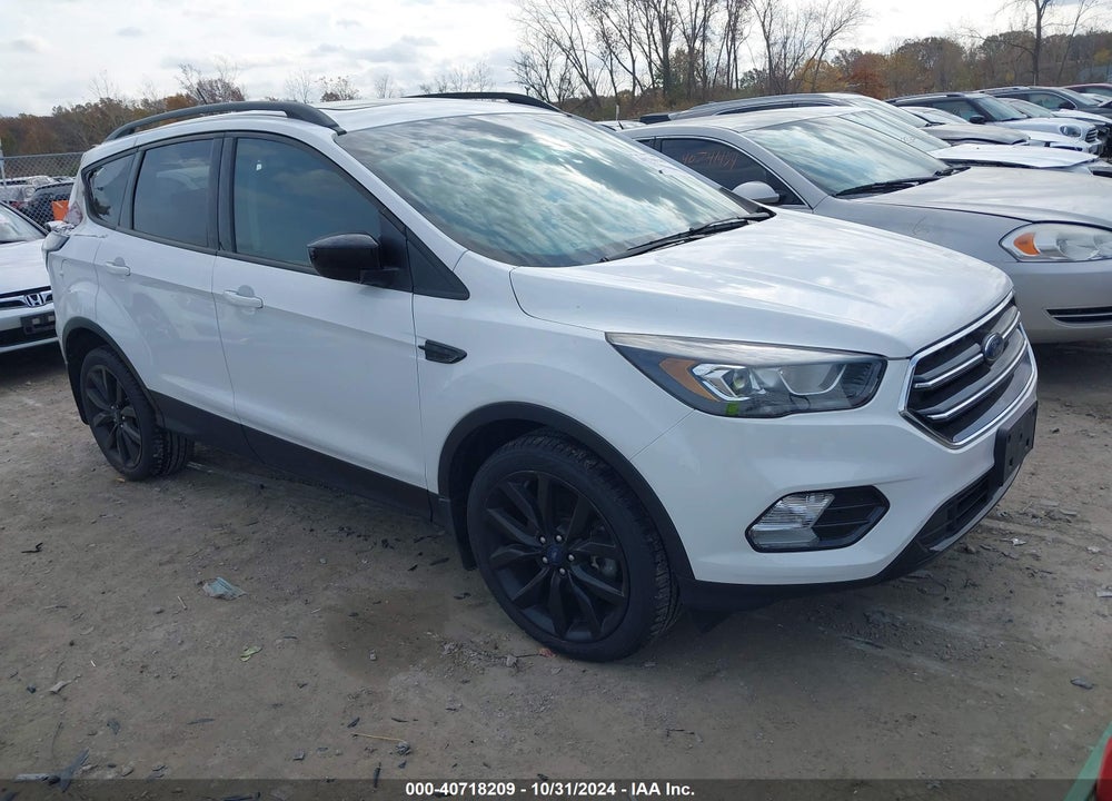 2018 FORD ESCAPE SE VIN: 1FMCU9GD3JUA50640