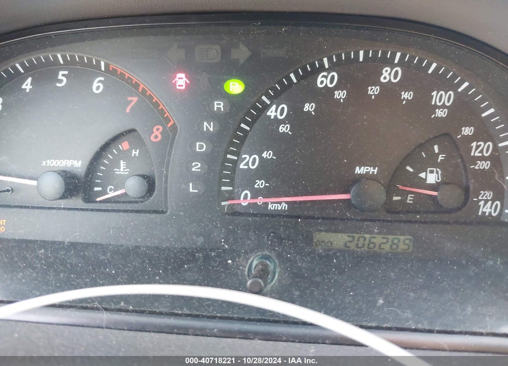 2004 TOYOTA CAMRY LE VIN: 4T1BE32K04U929559