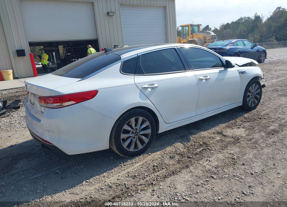 2016 KIA OPTIMA EX VIN: 5XXGU4L30GG004056