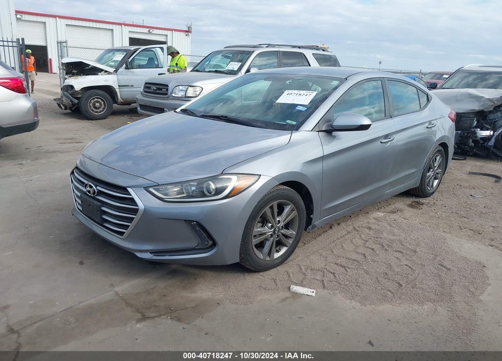 2017 HYUNDAI ELANTRA SE VIN: 5NPD84LF4HH019361