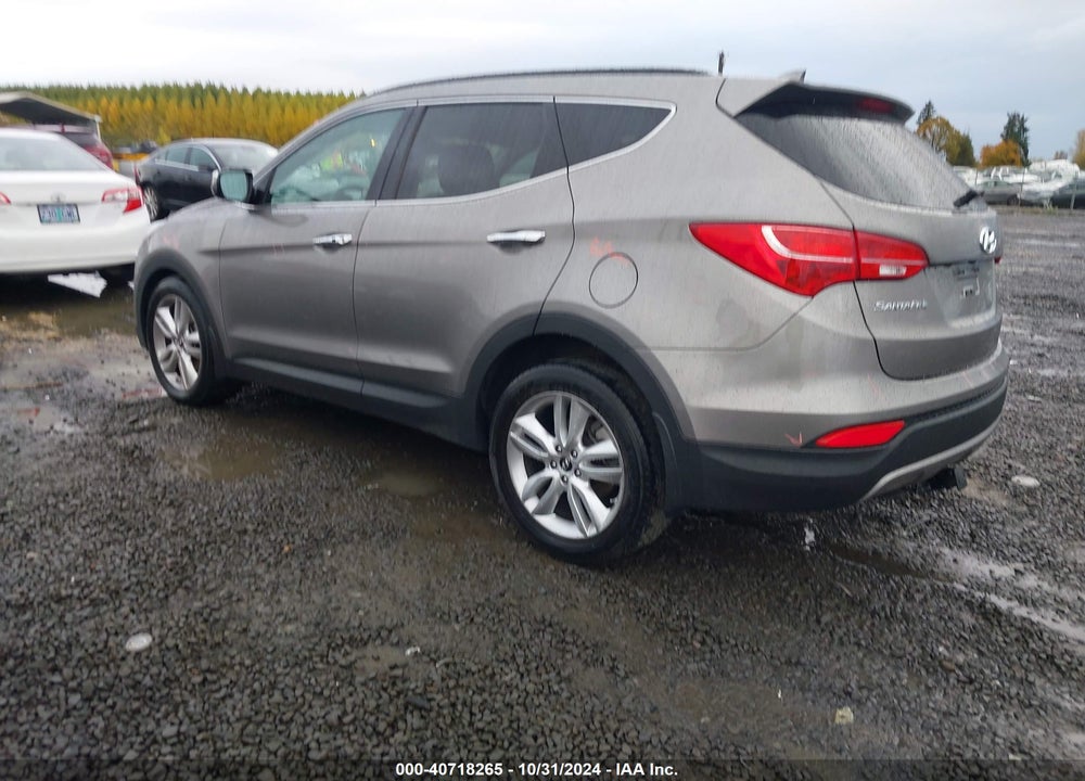 2013 HYUNDAI SANTA FE VIN: 5XYZUDLA7DG084972