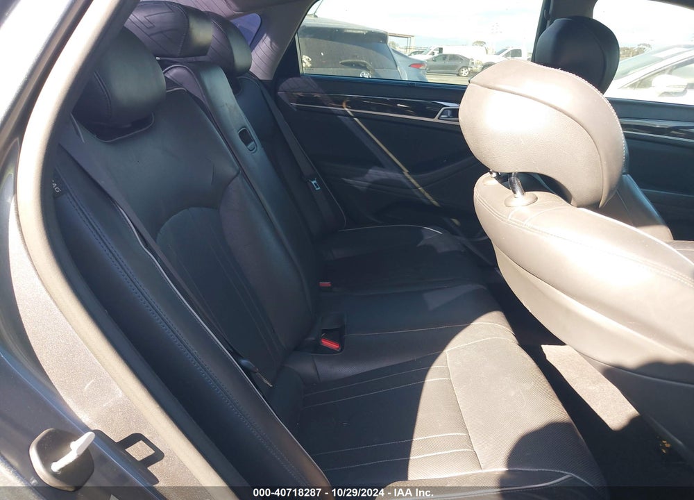 2015 HYUNDAI GENESIS 3.8 VIN: KMHGN4JE1FU097384