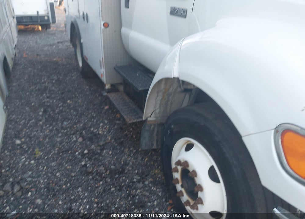 2008 FORD F-750 XL/XLT VIN: 3FRWF75T18V069063