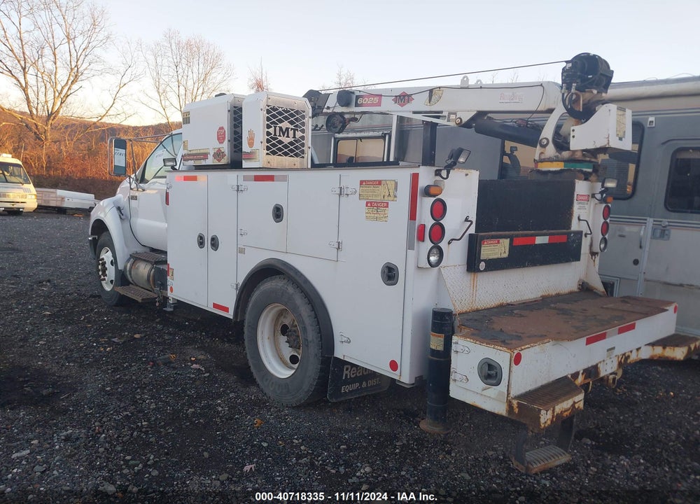 2008 FORD F-750 XL/XLT VIN: 3FRWF75T18V069063