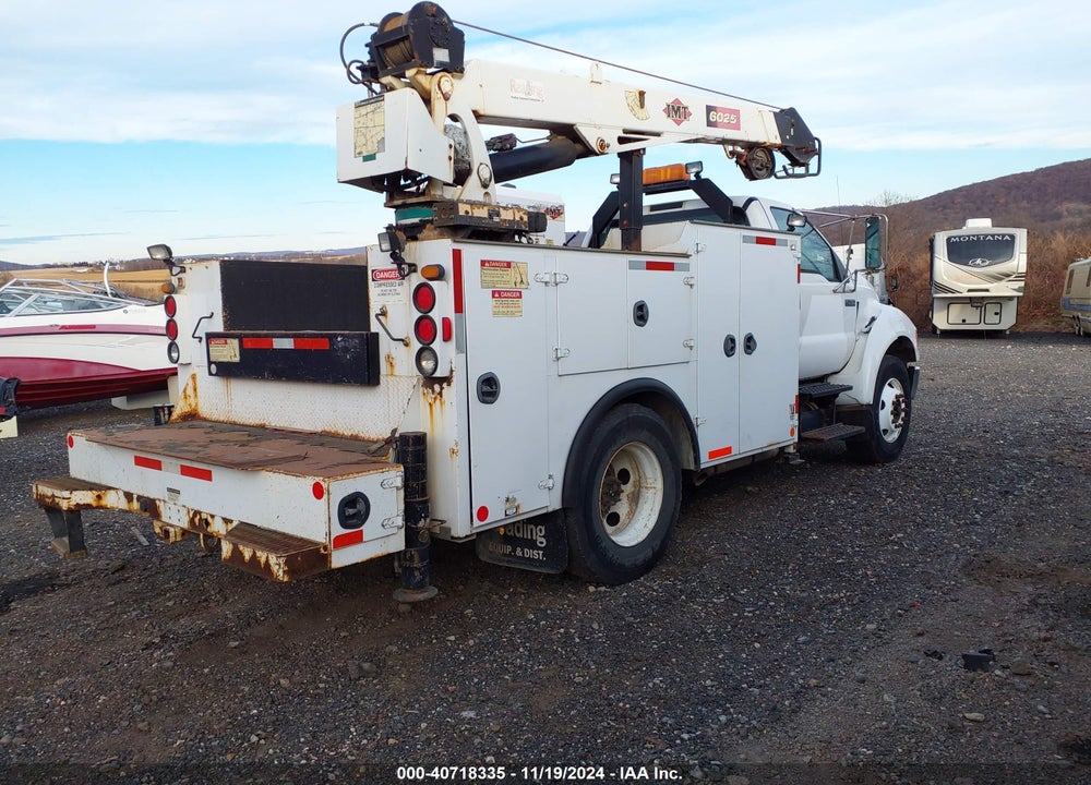 2008 FORD F-750 XL/XLT VIN: 3FRWF75T18V069063