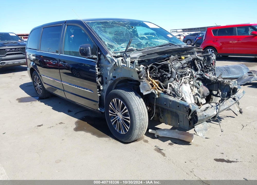 2014 CHRYSLER TOWN & COUNTRY S VIN: 2C4RC1HG9ER238769