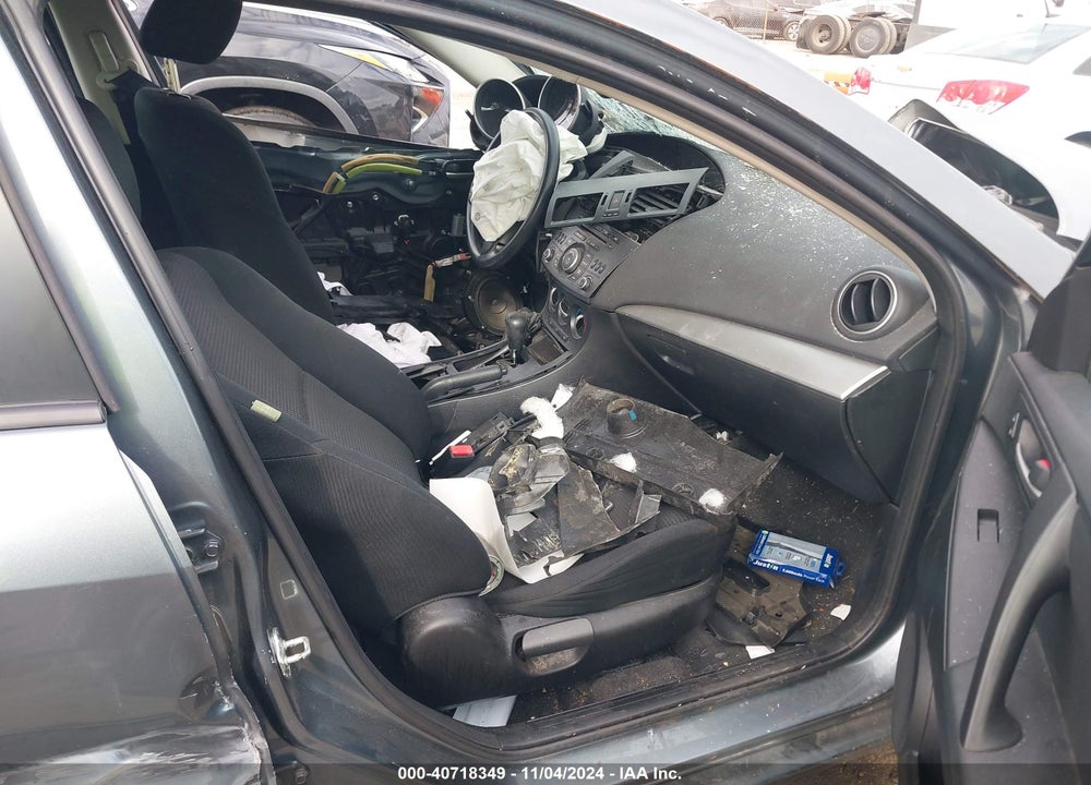 2012 MAZDA 3 I SPORT VIN: JM1BL1UF1C1537379