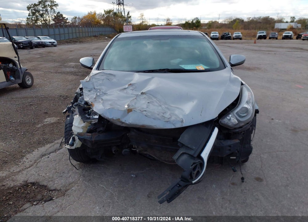 2015 HYUNDAI ELANTRA SE VIN: 5NPDH4AEXFH599058