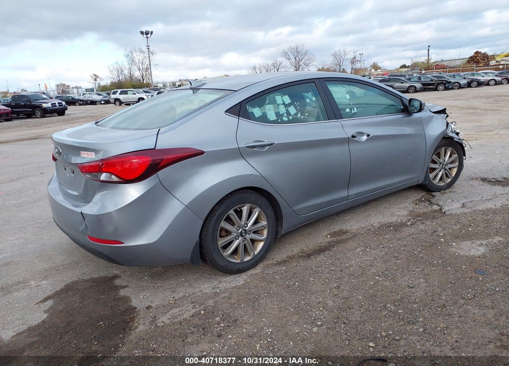 2015 HYUNDAI ELANTRA SE VIN: 5NPDH4AEXFH599058