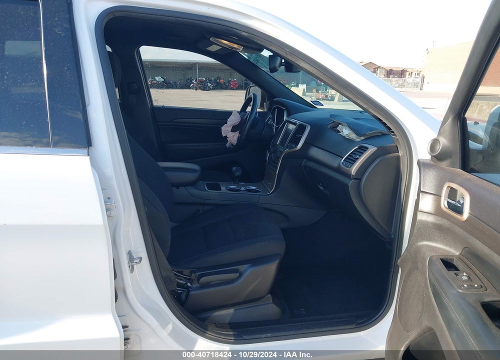 2015 JEEP GRAND CHEROKEE LAREDO VIN: 1C4RJEAG0FC167088