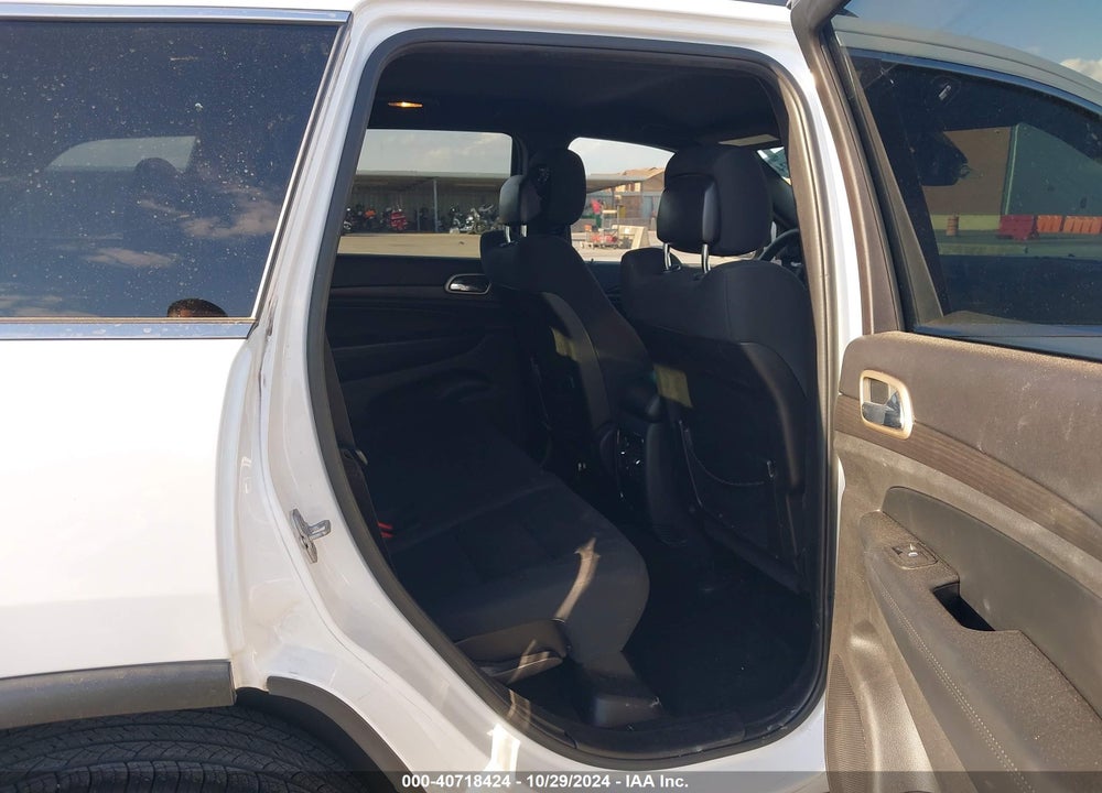 2015 JEEP GRAND CHEROKEE LAREDO VIN: 1C4RJEAG0FC167088