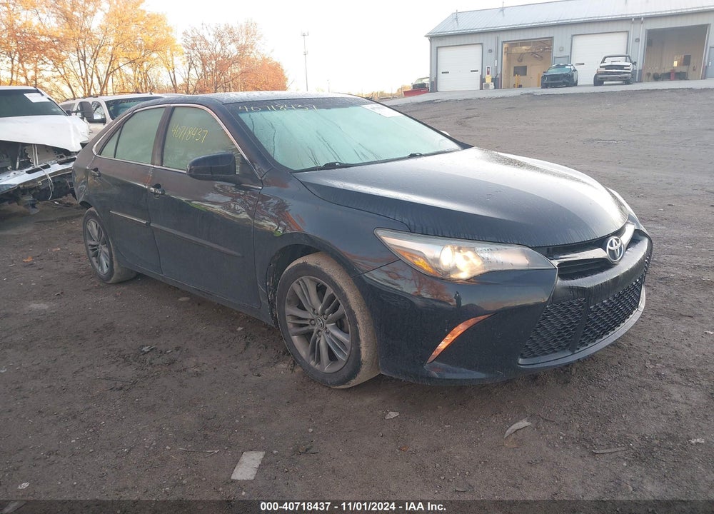 2015 TOYOTA CAMRY SE VIN: 4T1BF1FK0FU012698