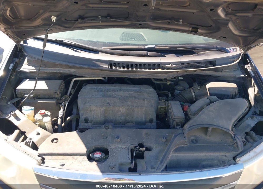 2011 HONDA ODYSSEY EX-L VIN: 5FNRL5H69BB010552