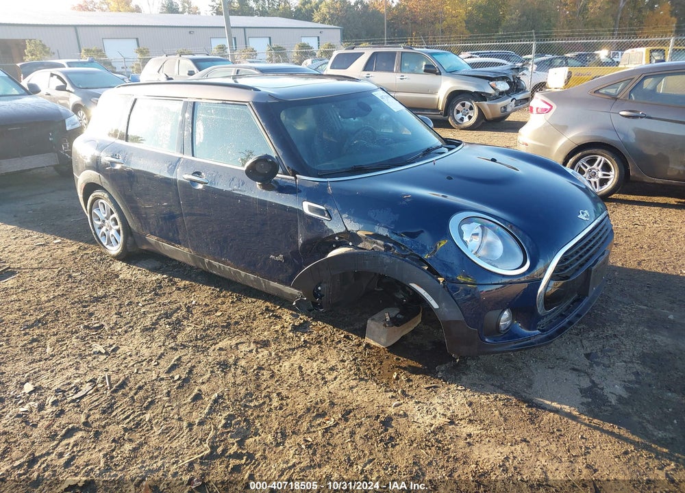 2017 MINI CLUBMAN COOPER VIN: WMWLU1C57H2F28147
