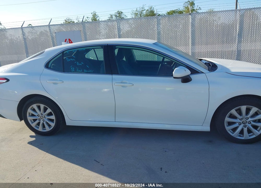 2020 TOYOTA CAMRY LE VIN: 4T1C11AK1LU361083