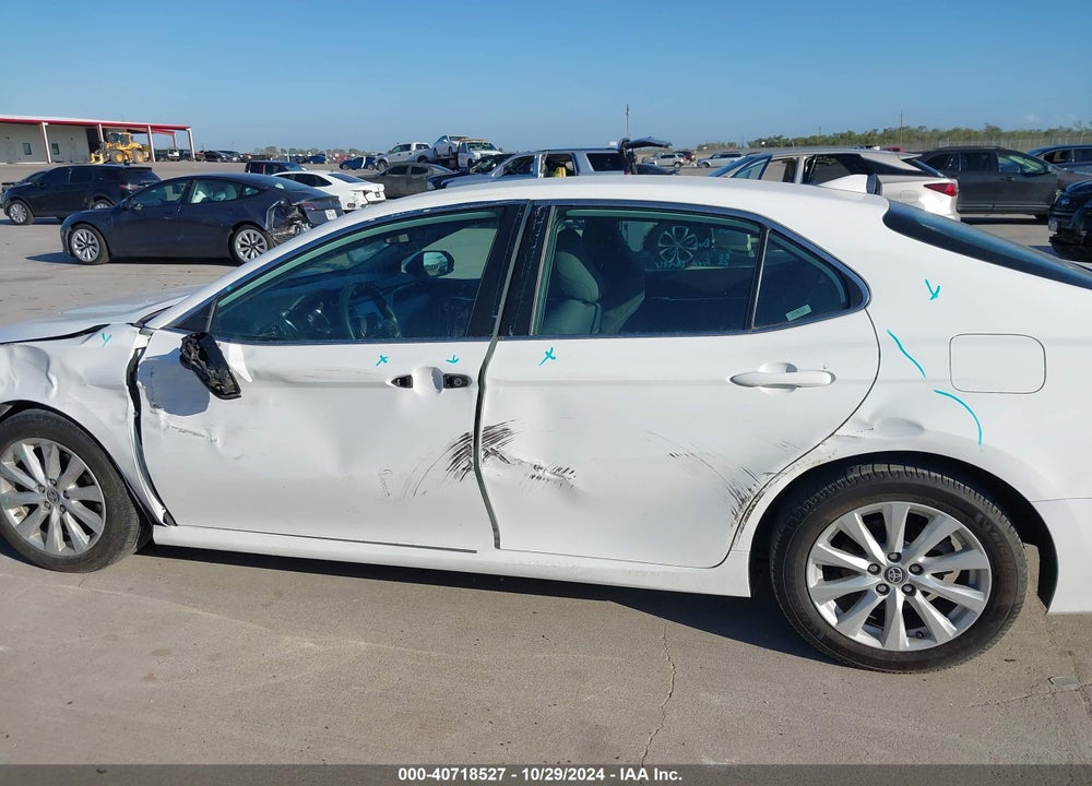 2020 TOYOTA CAMRY LE VIN: 4T1C11AK1LU361083