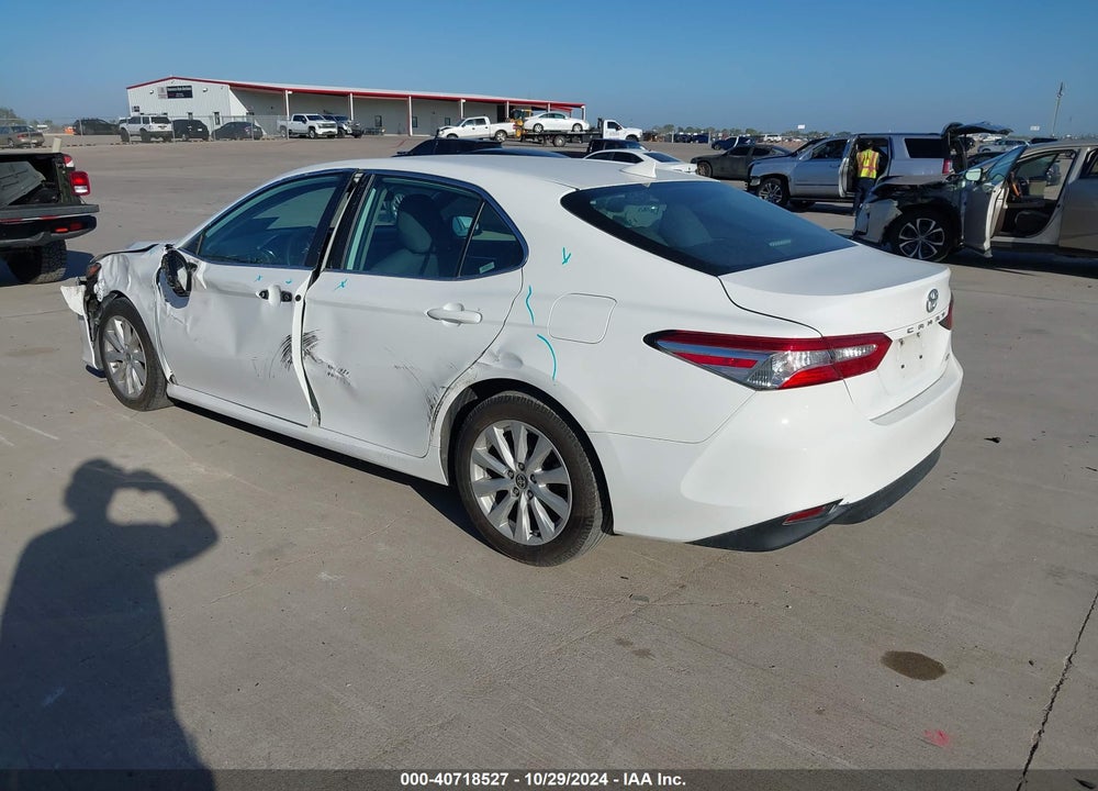 2020 TOYOTA CAMRY LE VIN: 4T1C11AK1LU361083
