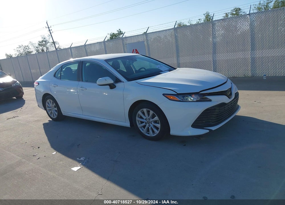 2020 TOYOTA CAMRY LE VIN: 4T1C11AK1LU361083
