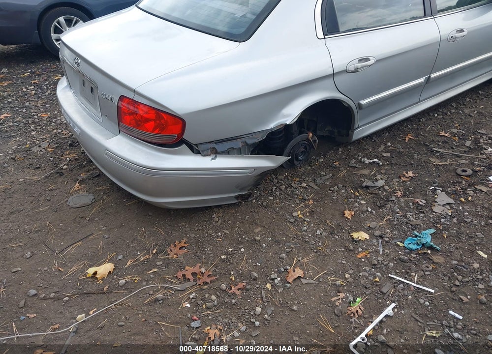 2004 HYUNDAI SONATA GLS/LX VIN: KMHWF35H84A019562