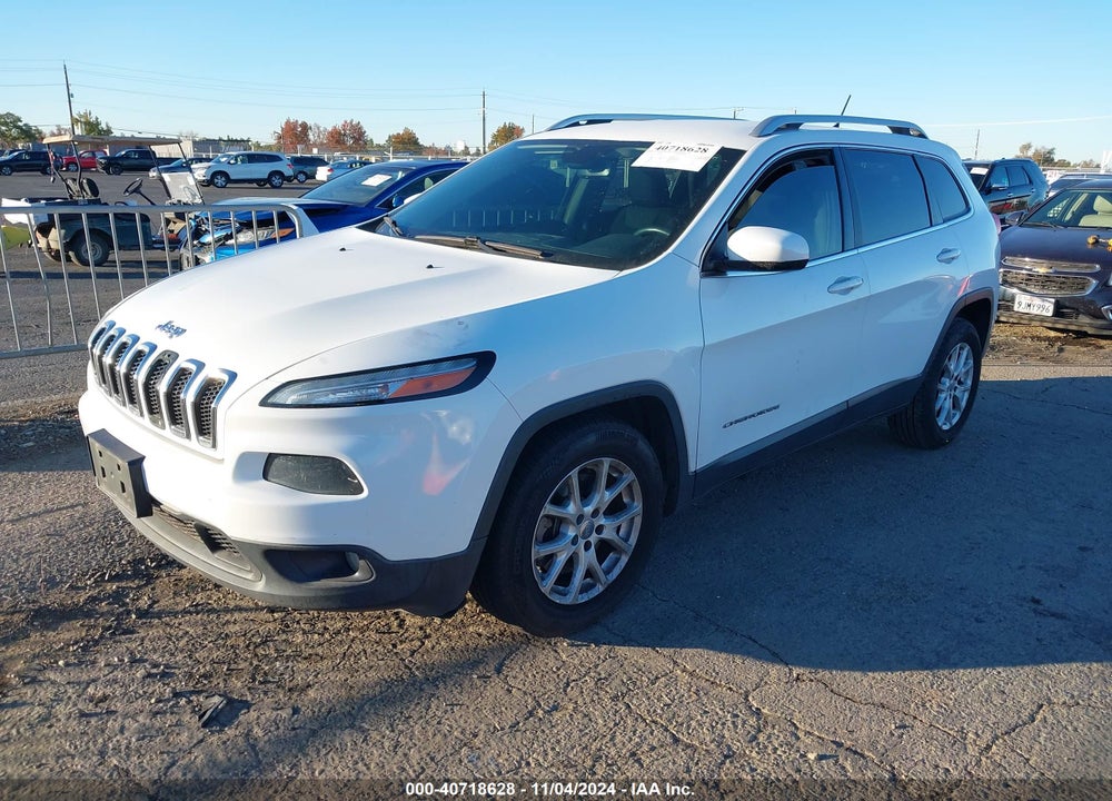 2015 JEEP CHEROKEE LATITUDE VIN: 1C4PJLCB3FW585141