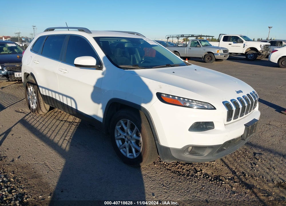 2015 JEEP CHEROKEE LATITUDE VIN: 1C4PJLCB3FW585141