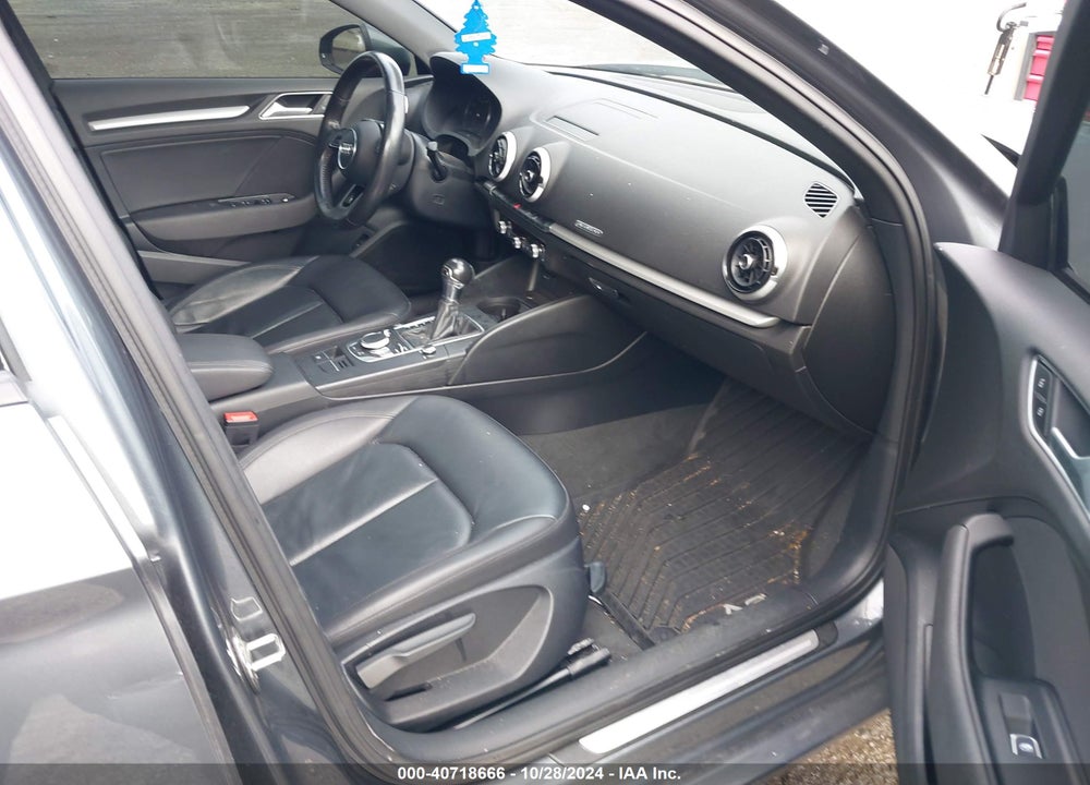 2017 AUDI A3 2.0T PREMIUM VIN: WAUB8GFF4H1052370