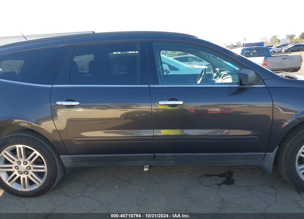 2015 CHEVROLET TRAVERSE 1LT VIN: 1GNKRGKD2FJ371288