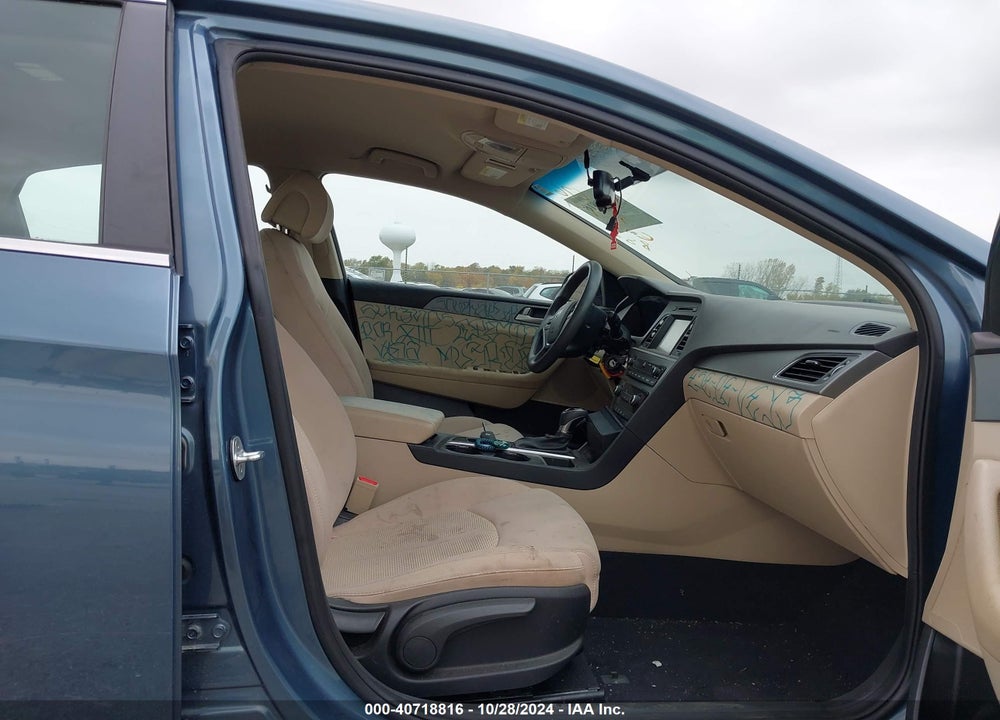 2017 HYUNDAI SONATA VIN: 5NPE24AFXHH546409