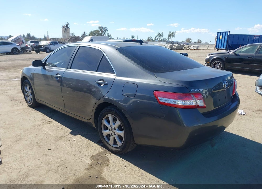 2011 TOYOTA CAMRY LE VIN: 4T1BF3EK9BU632831