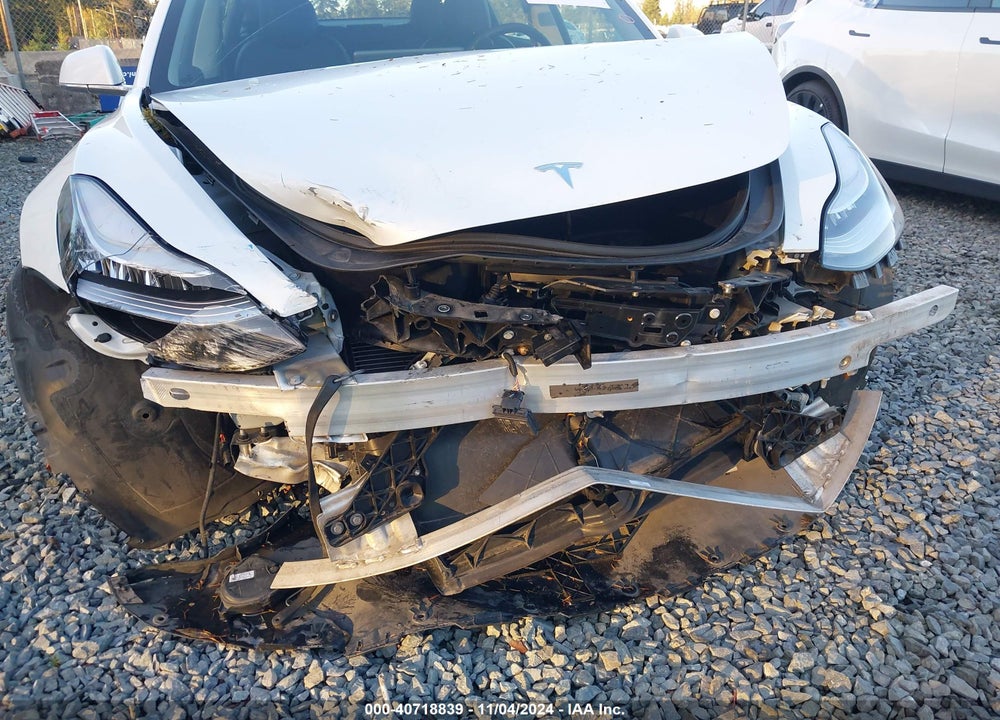 2020 TESLA MODEL 3 STANDARD RANGE PLUS REAR-WHEEL DRIVE/STANDARD RANGE REAR-WHEEL DRIVE VIN: 5YJ3E1EA5LF613338