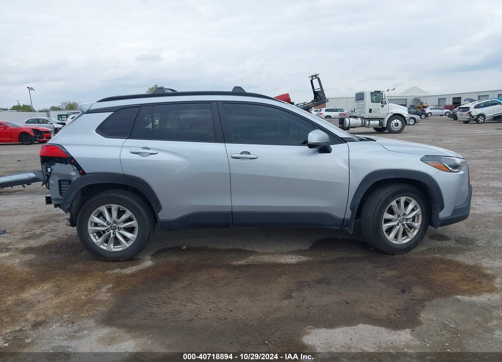 2024 TOYOTA COROLLA CROSS LE VIN: 7MUCAAAG0RV077074