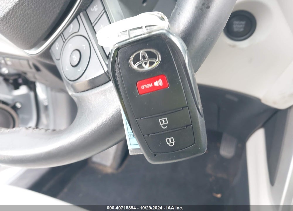 2024 TOYOTA COROLLA CROSS LE VIN: 7MUCAAAG0RV077074