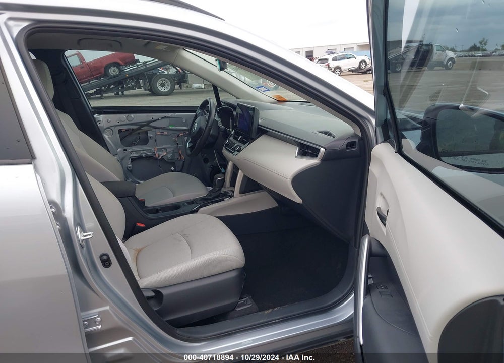 2024 TOYOTA COROLLA CROSS LE VIN: 7MUCAAAG0RV077074