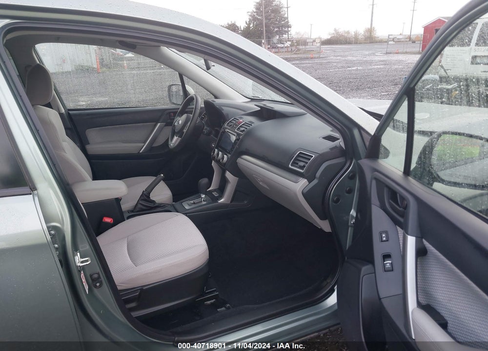 2017 SUBARU FORESTER 2.5I PREMIUM VIN: JF2SJAGC1HH440190