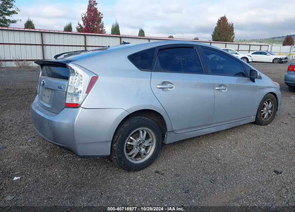 2011 TOYOTA PRIUS VIN: JTDKN3DUXB5357832