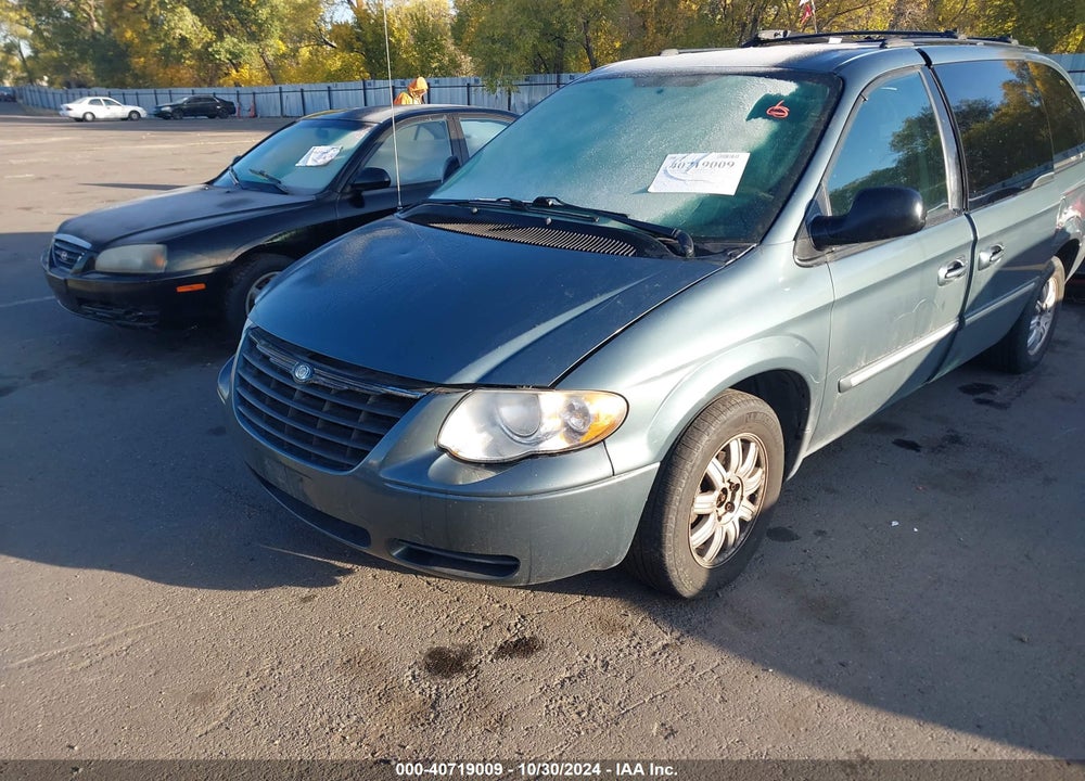 2005 CHRYSLER TOWN & COUNTRY TOURING VIN: 2C4GP54LX5R204104