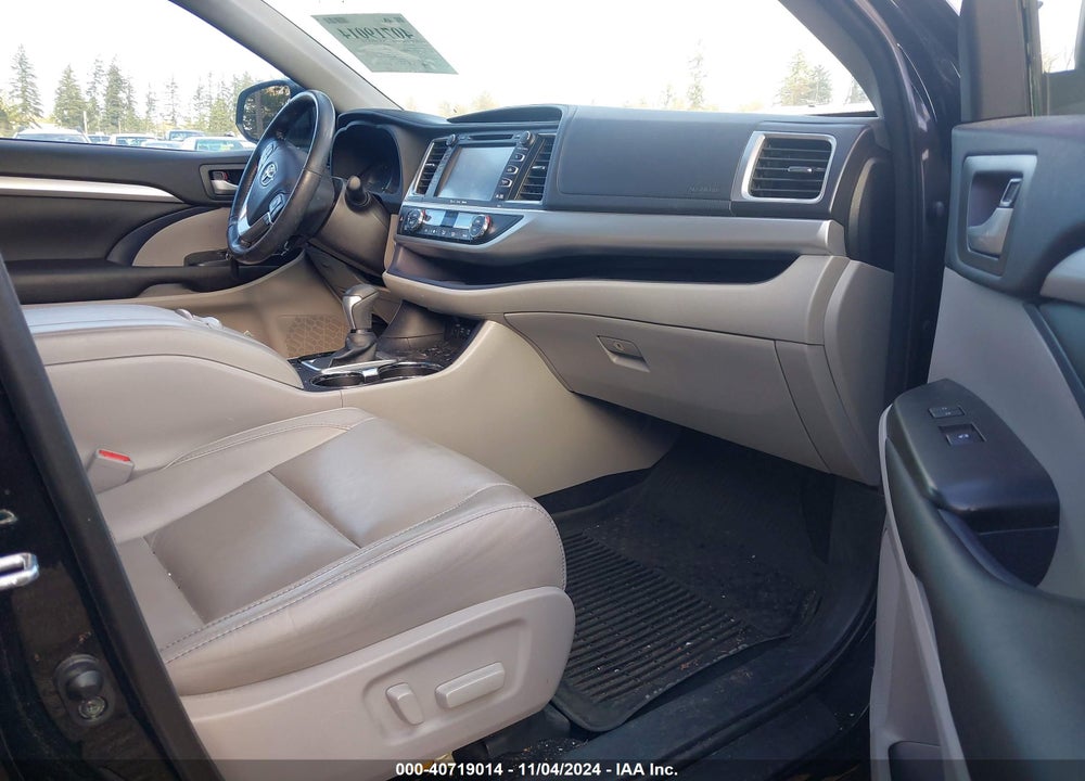 2017 TOYOTA HIGHLANDER HYBRID XLE VIN: 5TDJGRFHXHS025675