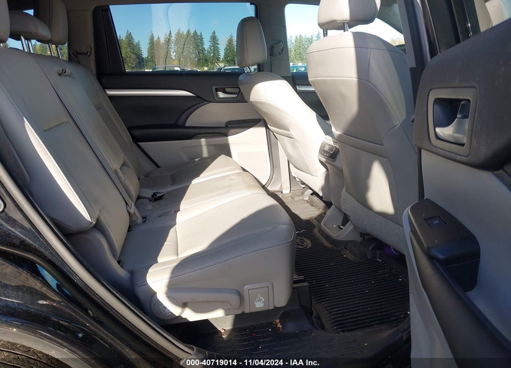 2017 TOYOTA HIGHLANDER HYBRID XLE VIN: 5TDJGRFHXHS025675