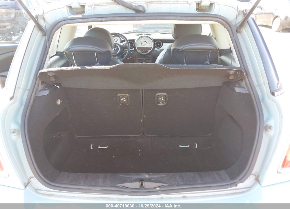 2012 MINI COOPER VIN: WMWSU3C51CT367317